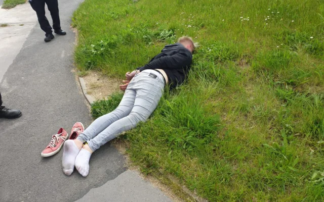 VIDEO: Dramatická honička v ulicích Prahy. Policii ujížděl zfetovaný motorkář