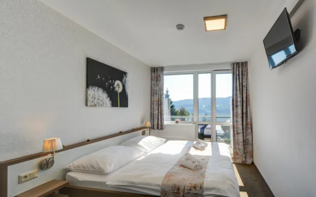 Hotel a restaurace Star Lipno. Nechte se hýčkat, odpočiňte si a uspokojte vaše chuťové pohárky