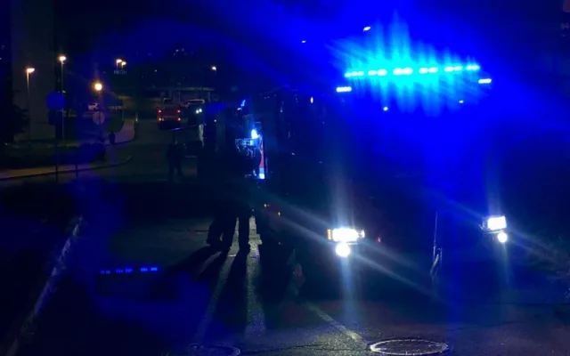 FOTO: Noční požár v Motole způsobil velké škody. Padesát osob muselo být evakuováno