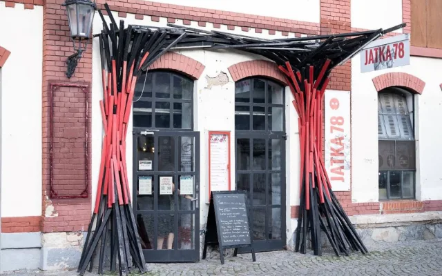 FOTO: Co chystají pražská Jatka78?  Diváci uvidí hadí ženu i novou show Cirku La Putyka