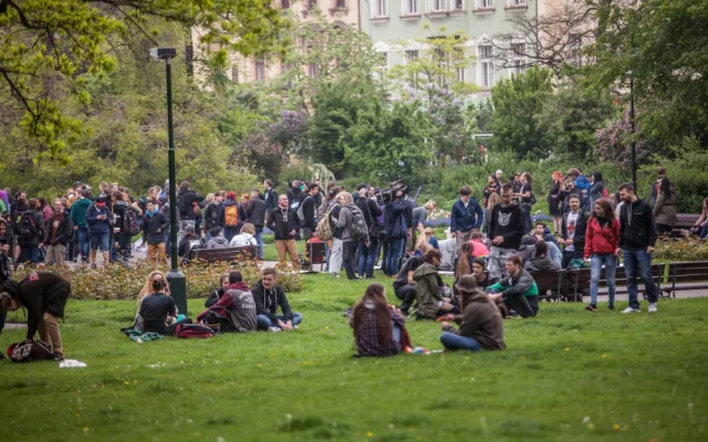 FOTO: Prahou projdou milovníci konopí. Million Marihuana March volá po jeho legalizaci