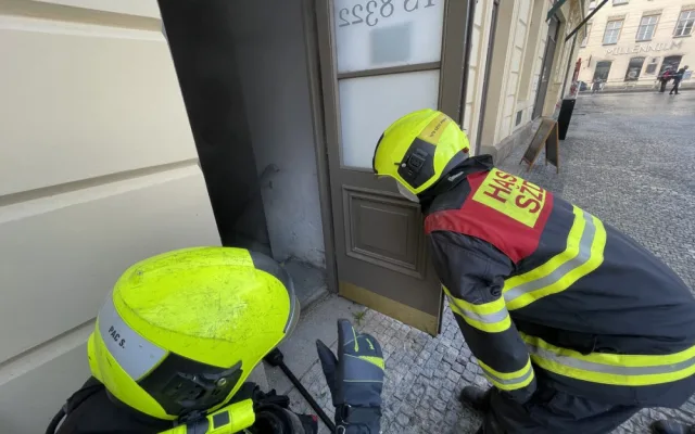 FOTO, VIDEO: Dnes dopoledne hořelo na Masarykově nádraží v Praze