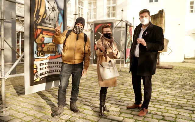 FOTO: Na dvoře Musea Kampa bude k vidění graffiti z Křižíkova pavilonu. Charitativní aukce pomůže lidem s rakovinou