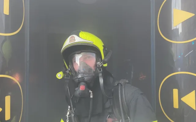 FOTO, VIDEO: Požár elektra v Praze způsobil škodu za několik milionů korun
