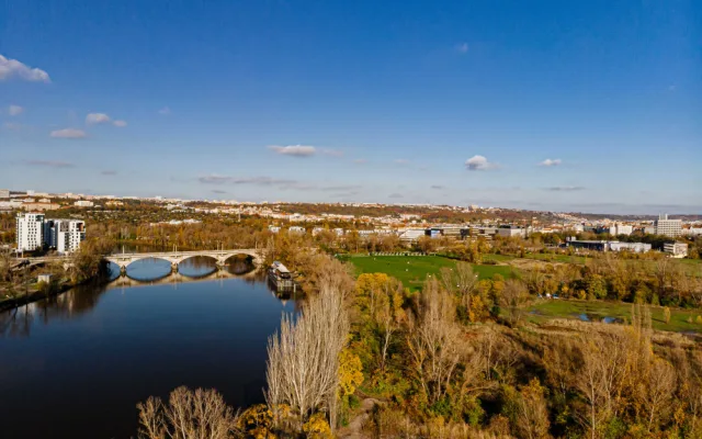 FOTO: Rohanský ostrov se dočká revitalizace. Mezi Karlínem a Libní vznikne i nový přírodní park