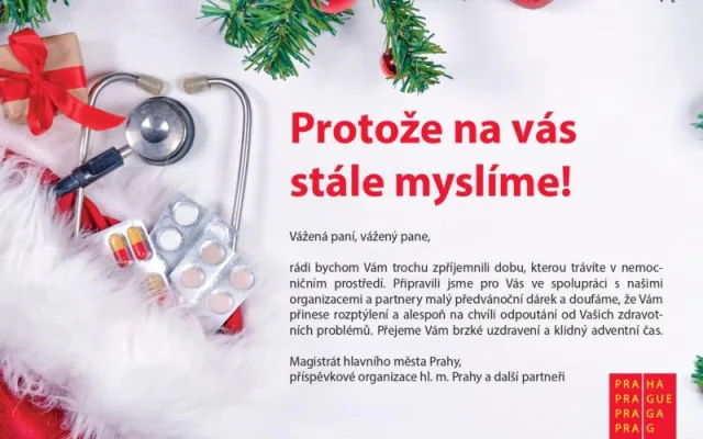 FOTO: Děti a senioři v nemocnicích dostali od Prahy v předvánočním čase více než 27 tisíc dárků