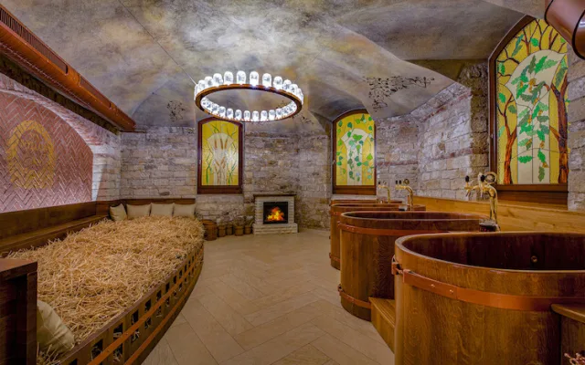 Originální vánoční dárek, který udělá radost? Voucher do revolučního pivního wellness SPA BEERLAND PRAHA