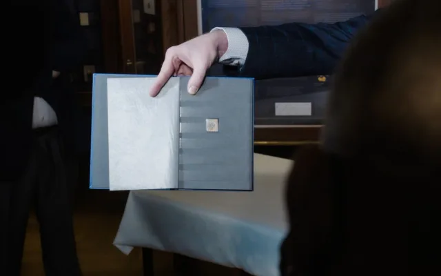 FOTO: V Národním muzeu jsou vystaveny unikátní známky za čtvrt miliardy korun