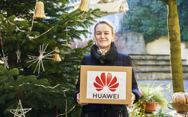 Borůvka, Veronika Moudrá, Fundraising &amp; public relations.