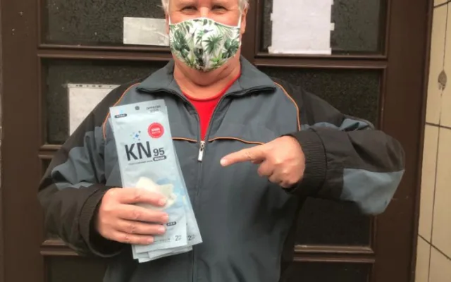 Distribuce respirátorů v Praze 2