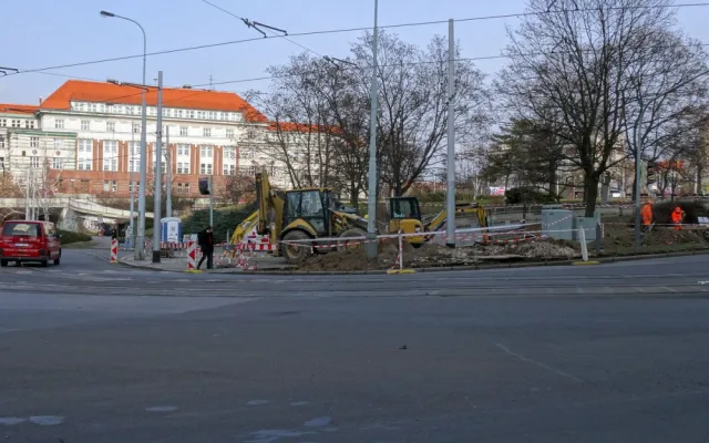 Rekonstrukce tramvajové trati opět omezí provoz v Praze 4