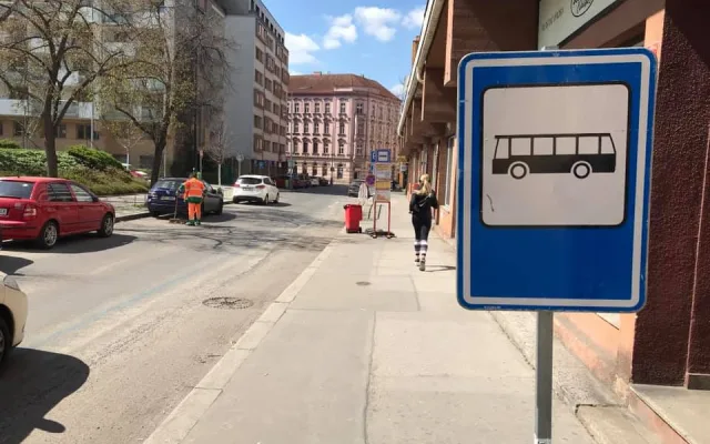 Koněvova ulice na Žižkově je ode dneška uzavřena. Omezení potrvá července