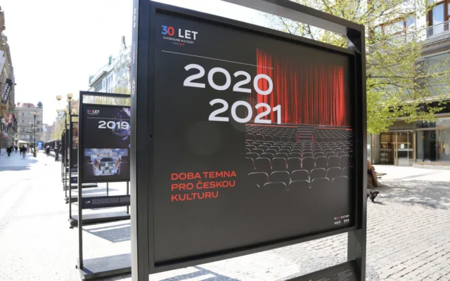 Jackson, Bowie nebo Stouni. V Praze probíhá výstava fotek z těch nejlepších akcí v Česku