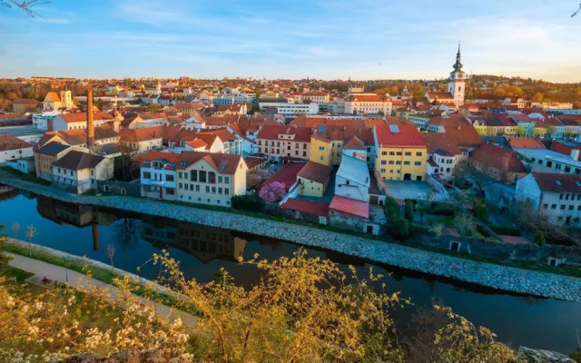 Lávka v Praze-Lipencích konečně dostane kameru. Díky výhře v soutěži Slepá místa