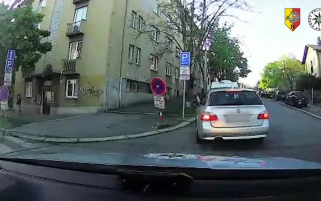 Celkem šest pachatelů zadrželi během jedné své směny pražští policisté