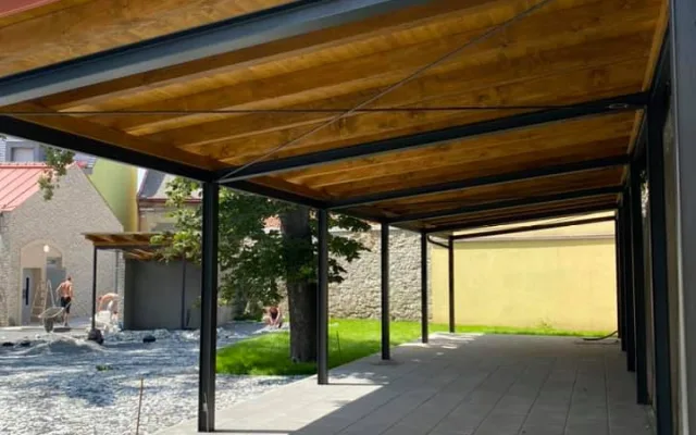 Obnovena hostince U Brabců v Praze 9 bude stát téměř sto milionů korun
