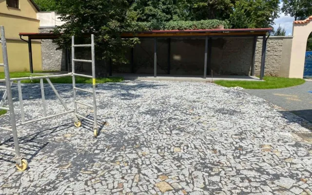 Obnovena hostince U Brabců v Praze 9 bude stát téměř sto milionů korun