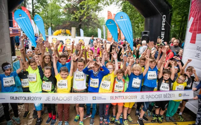 Rodinný běžecký závod ČEZ RunTour rozběhá 11. září Liberec