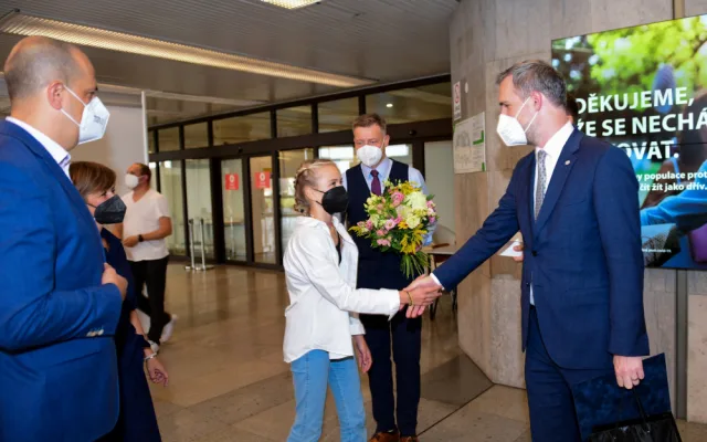 V očkovacím centru na Vyšehradě naočkovali již sto tisíc lidí. Centrum v budoucnu skončí