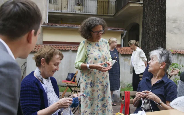 V bývalé škole na pražském Smíchově je obnovené centrum pro seniory