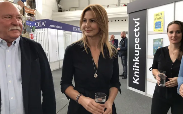 Ivana Gottová představila autobiografii Karla Gotta Má cesta za štěstím