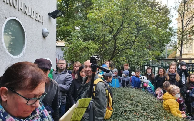 V Praze je pátá lavička Jaroslava Foglara