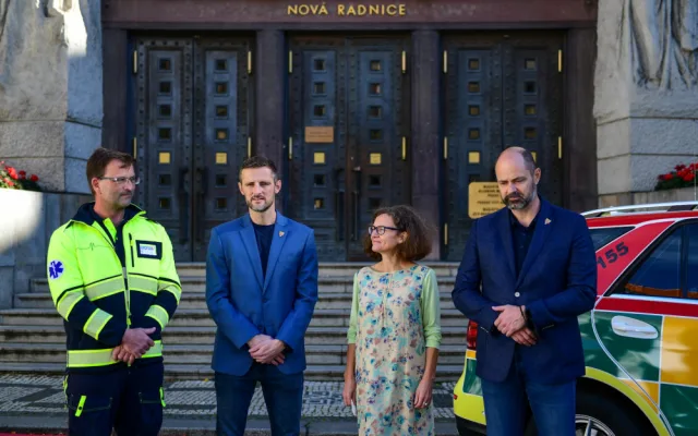 Úleva pro umírající i jejich rodiny. Hlavní město s pražskou záchrankou zajistí pacientům mobilní paliativní péči