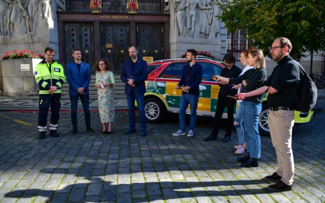 Úleva pro umírající i jejich rodiny. Hlavní město s pražskou záchrankou zajistí pacientům mobilní paliativní péči
