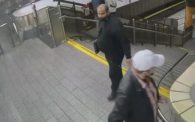 Loupežné přepadení v pražském metru. Cestující přišel o hotovost, kterou měl v kapse
