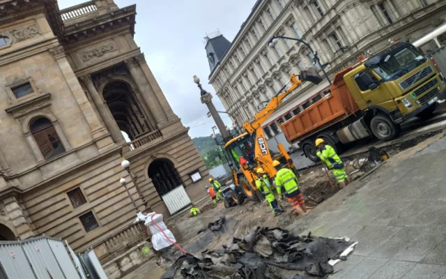 Oprava mostu na Národní je u konce. Začíná rekonstrukce kanalizace v Divadelní