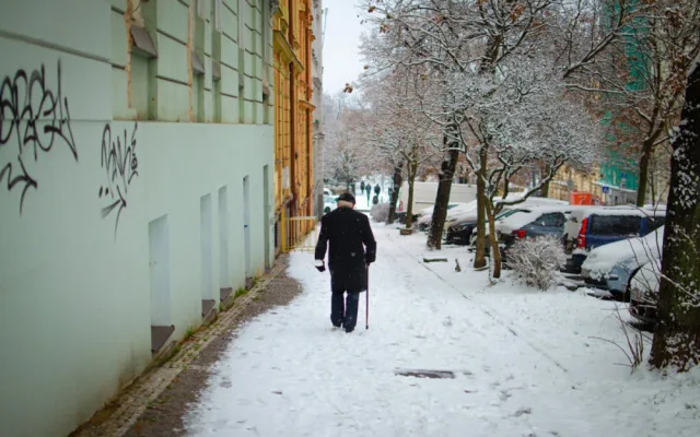 FOTOGALERIE: Praha pod sněhem. Podívejte se na fotky ze zasněženého hlavního města