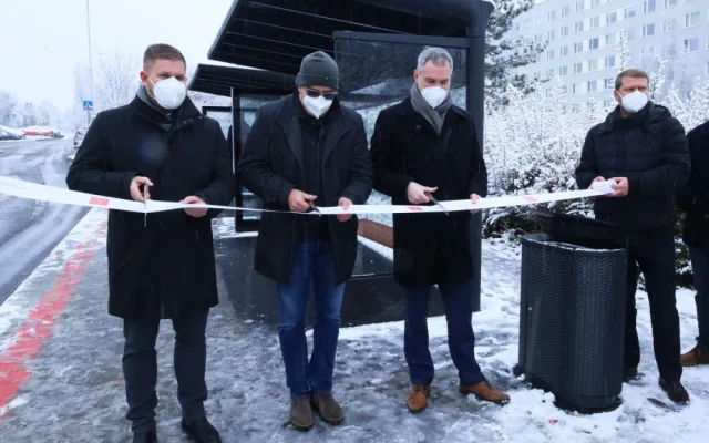 V Praze otevřeli první novou zastávku. Během dvou let jich bude vyměněno sedm set