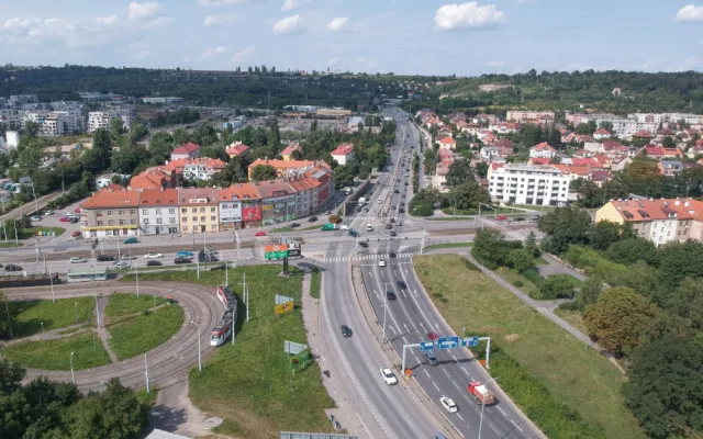 Jak ulehčit dopravě v oblasti Hloubětína? Praha zahloubí zásadní dopravní tepny