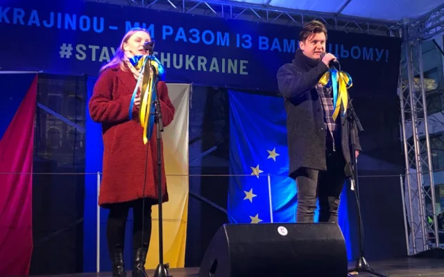 VIDEO: Ukrajinský prezident Volodymyr Zelenskyj dnes hovořil k tisícům lidí na Václavském náměstí