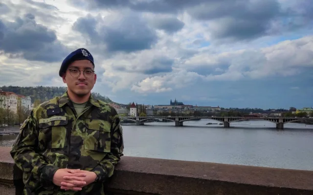 Průvodce v Sapě, herec i voják v aktivní záloze. V armádě jsem si dvakrát sáhl na dno, říká Dave