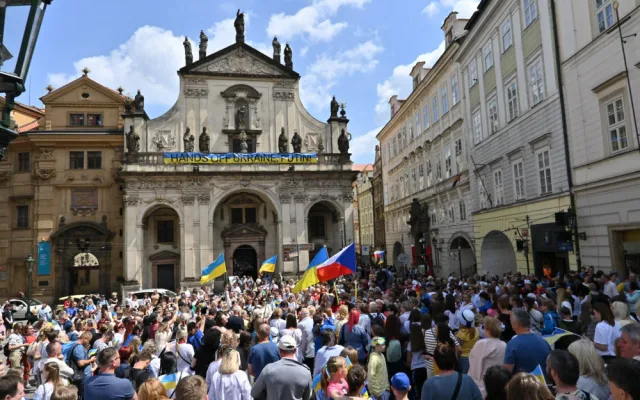 Děkujeme, Česká republiko! Prahou prošel průvod Ukrajinců