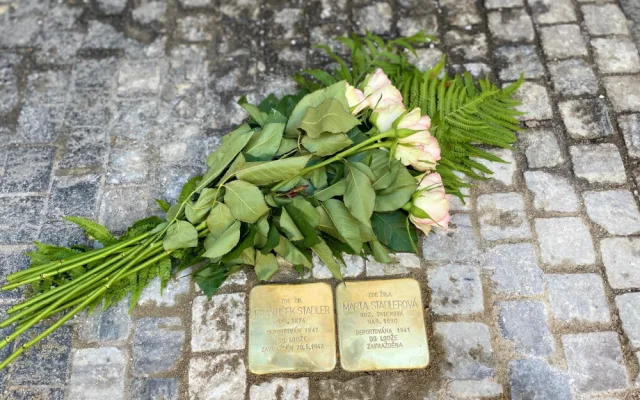 V Praze přibyly další kameny zmizelých