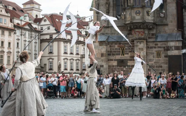 Festival Za dveřmi