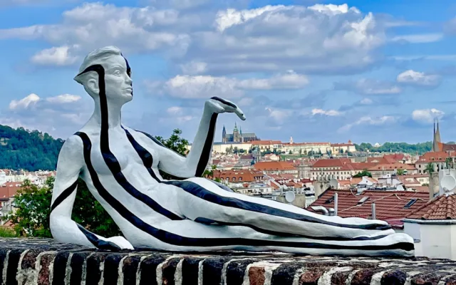 Prahu oživí nová umělecká díla. Sculpture line se rozšířil na Vyšehrad i ke Kongresovému centru