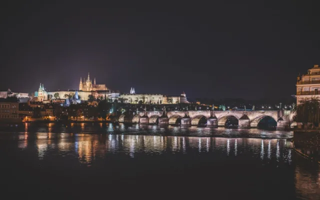 Karlův most skončil ve výběru nejkrásnějších míst světa na šestém místě