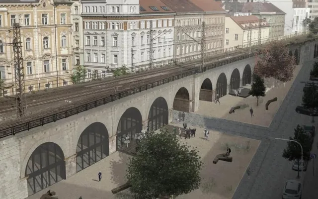 Prostory pod železniční tratí v Karlíně ožijí. Od podzimu tam bude infocentrum