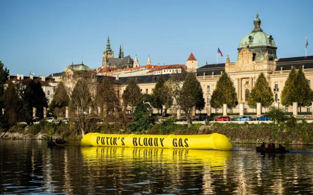 Putinův krvavý plyn. Na Vltavě vznikl plynovod
