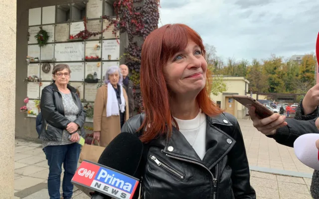 S Josefem Somrem se přišla rozloučit veřejnost i herečtí kolegové