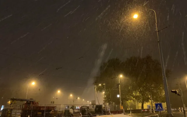 Do Prahy dorazil první sníh. Dlouho ale nevydrží