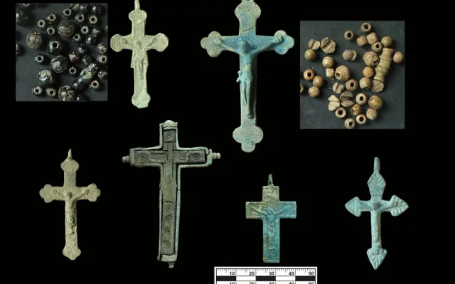 Archeologové v Praze odkrývají pohřebiště. Vyzvedli už přes tisíc těl
