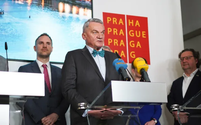 VIDEO: Nové vedení Prahy podepsalo koaliční smlouvu. Primátorem bude Svoboda