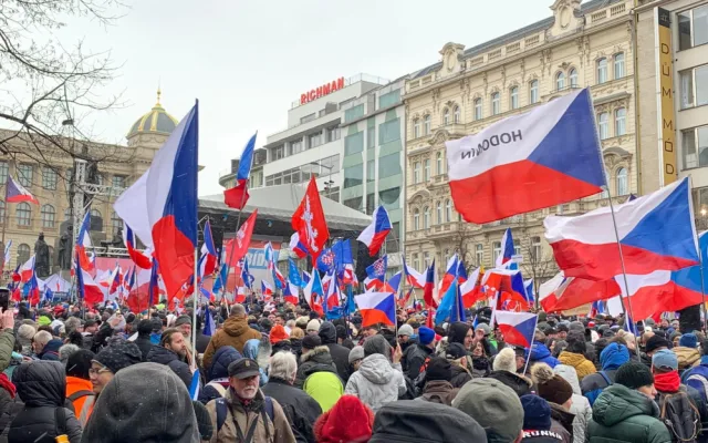 VIDEO: V centru Prahy začala demonstrace Česko proti bídě
