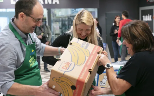Po celé republice dnes probíhá Potravinová sbírka