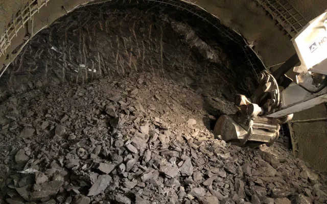 VIDEO: Tunely metra D mají po roce stavby přes jeden a půl kilometru. V provozu bude za šest let