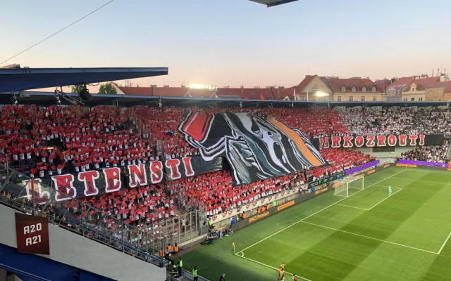 Slavie opanovala finále poháru a bere vítězství na hřišti i v hledišti